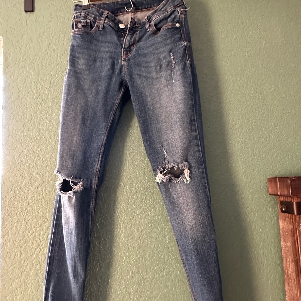 Mid rise skinny jeans